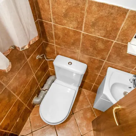 Vikendica 3 Bedroom Cozy In Hreljin