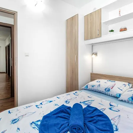 3 Bedroom Cozy In Hreljin Ferienhaus