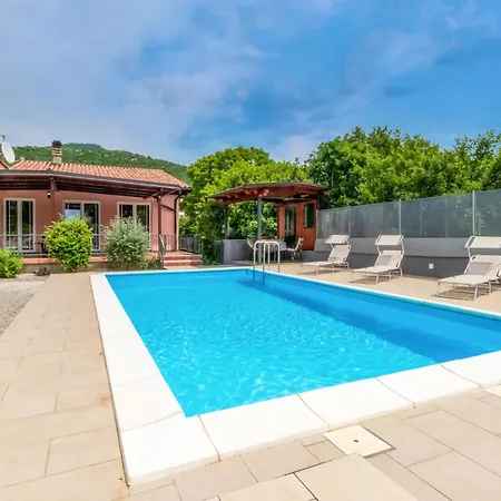 Ferienhaus 3 Bedroom Cozy In Hreljin Meja Gaj