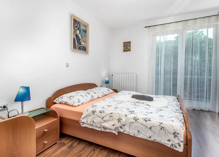 3 Bedroom Cozy In Hreljin * Hreljin